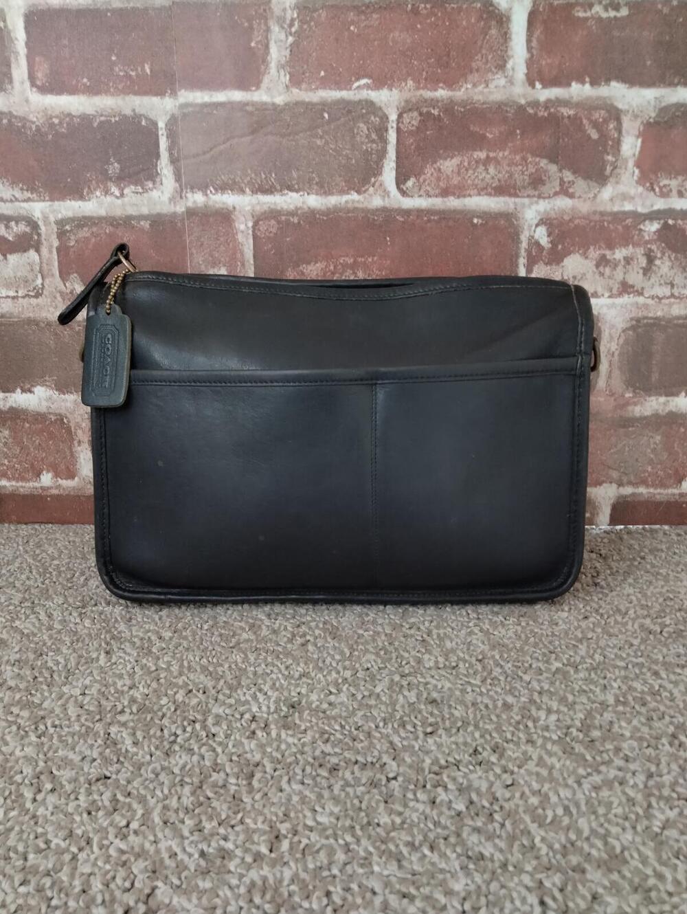 Coach Vintage Companion Crossbody 9300 Leather Shoulder Bag Black Purse